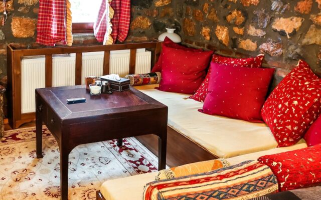 Exotic Holiday Home in Pella with Garden