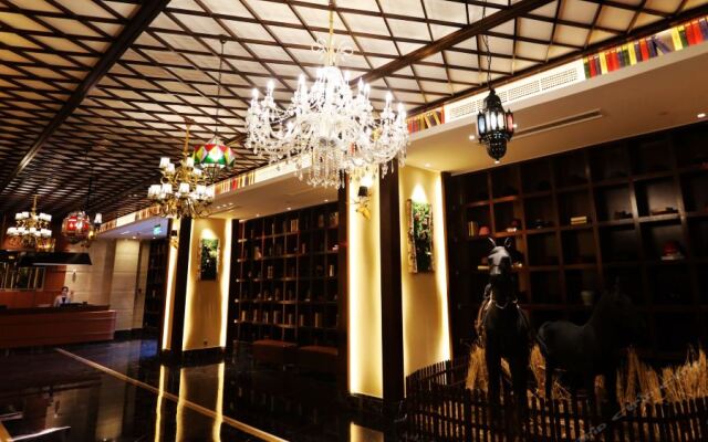 Rezen Hotel Wanda Plaza Tianwei Art Hotel