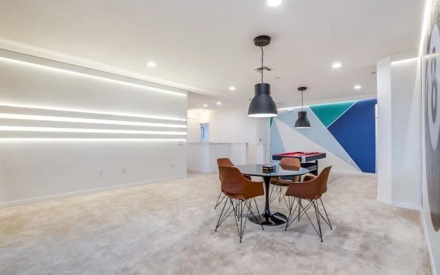 14 Bdrm 11 Bath Villa For 30