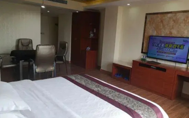 Dongxing Dongyi Hotel (Beilun Avenue Port)