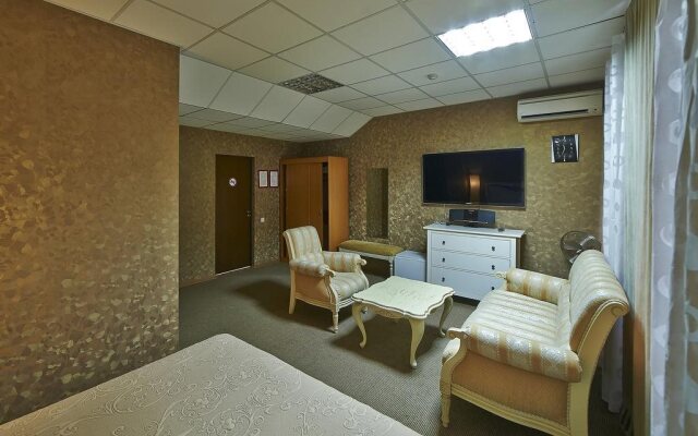 In Time Living Quarters