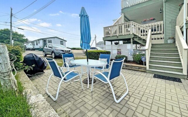 Seascapes - W153 Fantastic Condo Steps Away From Wells Beach And Town Center 2 Bedroom Home by RedAwning