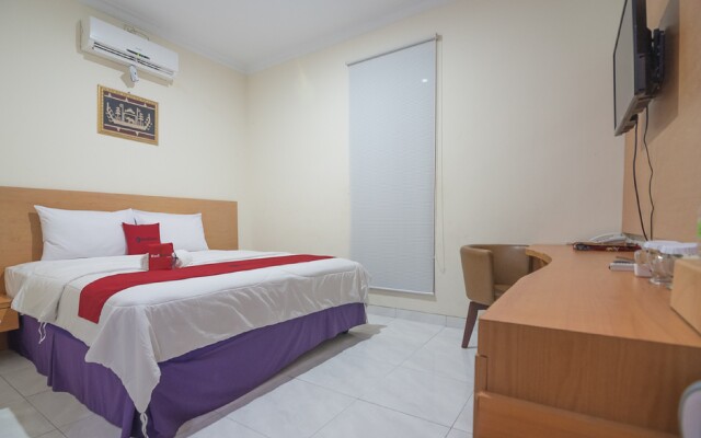 RedDoorz Premium @ Kahai Beach Lampung