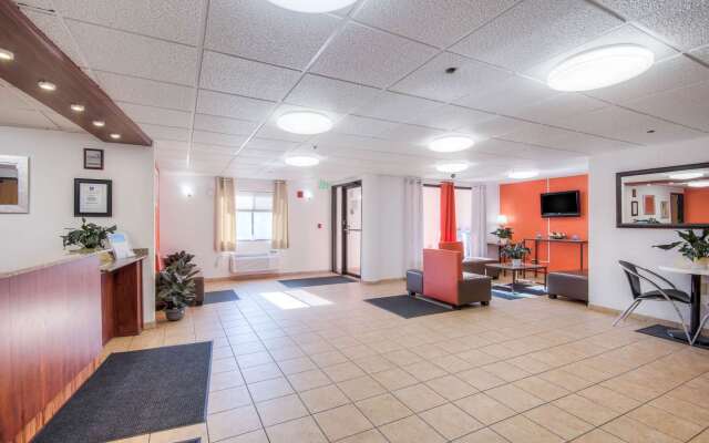 Motel 6 Bridgeview, IL