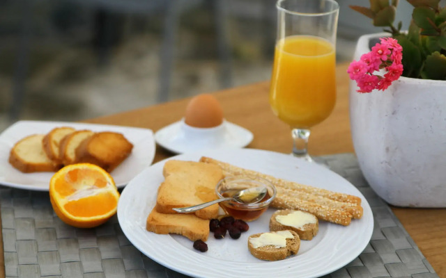 Chios Xenia Studio & Apartments