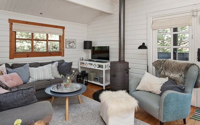 Cozy Holiday Home in Hals With Sea Nearby