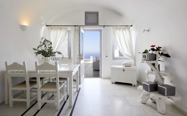 Iliovasilema Suites