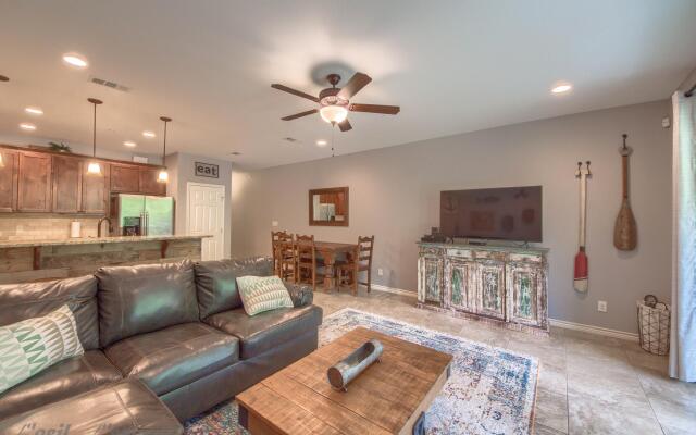 Rio Refuge RG 105 in Canyon Lake