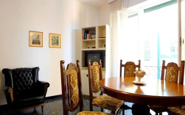 a levanto, trilocale vicino alla stazione