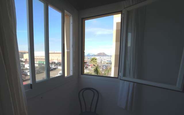 Harbour Apartment With Lobos View