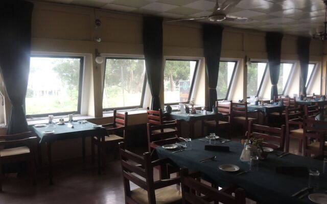 Dunhinda Falls Inn