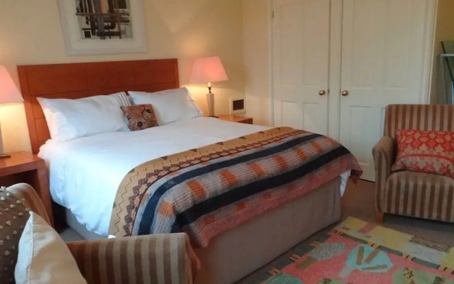 Heyford House Bed & Breakfast