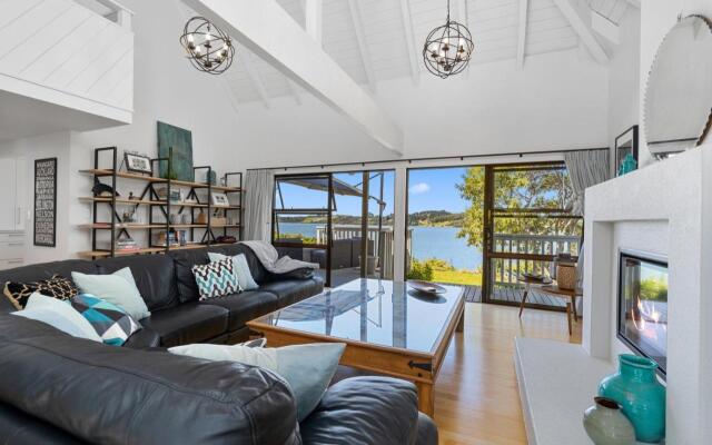 The Palm House - Kerikeri Holiday Home