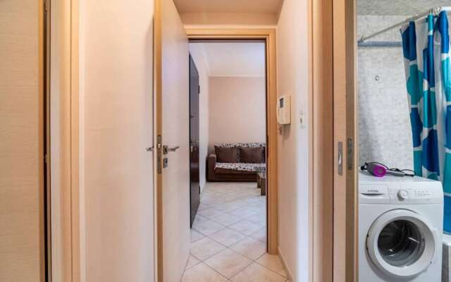 "whole House in Kolonos, Centre of Athens"