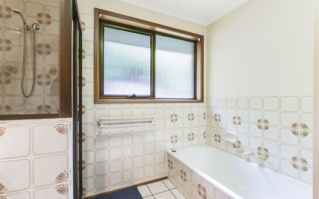 Vintage Cuddle Guest House