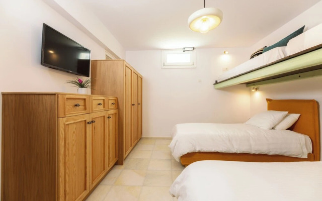 Velonis Villas