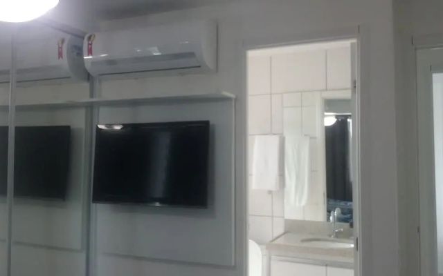 Para 9 Pessoas ao Lado Shopping Rio Mar