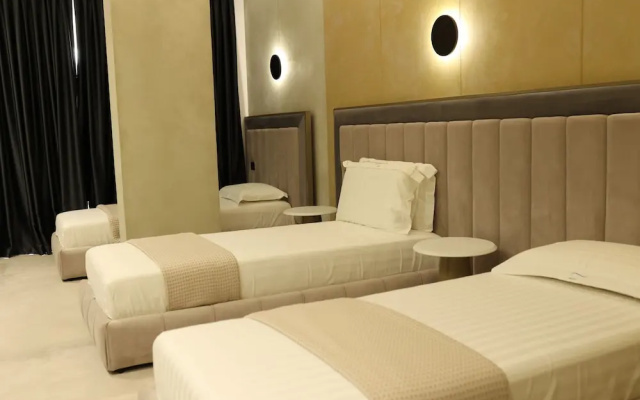 Comfort Suites