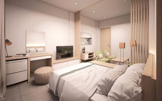 Royce Hotel