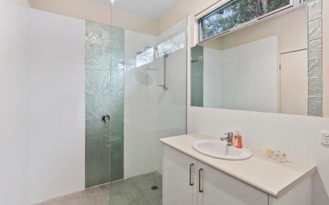 OG- By the Sea, 400m to Beach