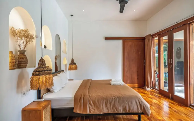 Victoria Villa by Betterplace