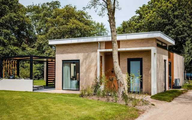 Lovely Holiday Home in Voorhuizen With Garden