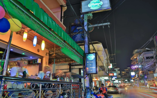 Harrys Hotel, Bar & Restaurant
