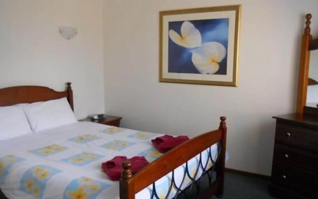 Summers Rest Units Apartment