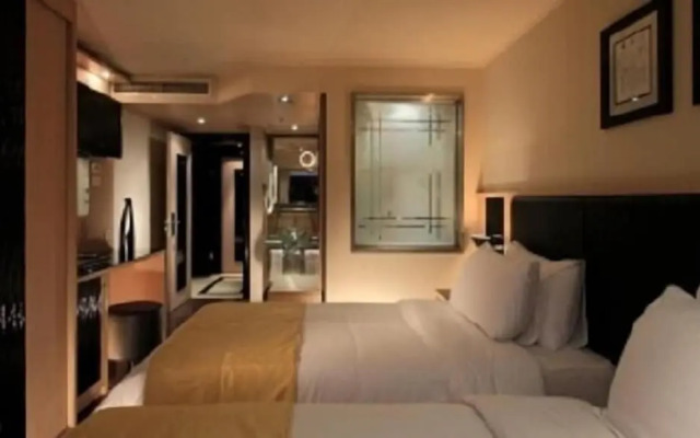 HS Moondance Monday to Friday