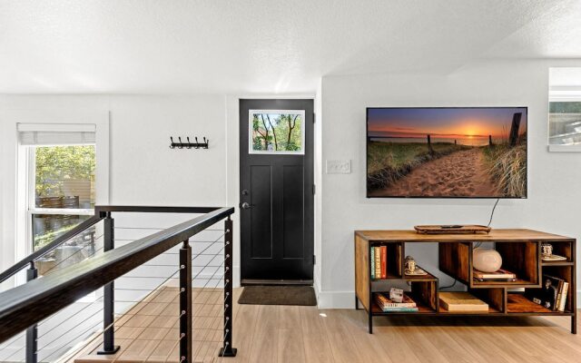 Style & Serenity - Steps Away From South Congress
