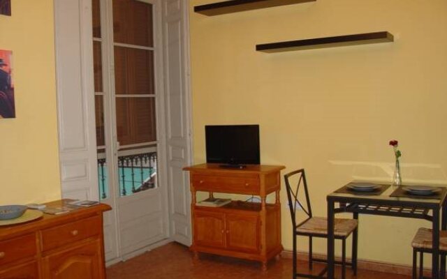 Apartamentos Edificio Azucena