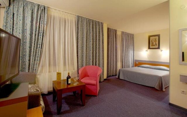 Hotel Luxor