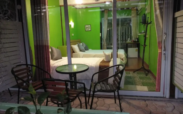 Thong Hug House Resort