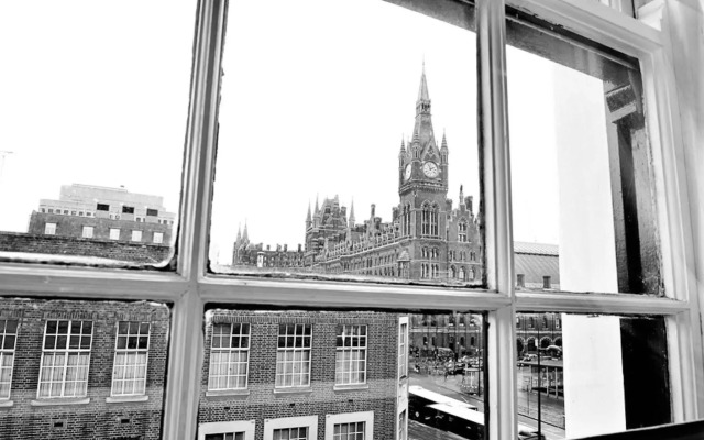 Kings Cross Inn Hotel