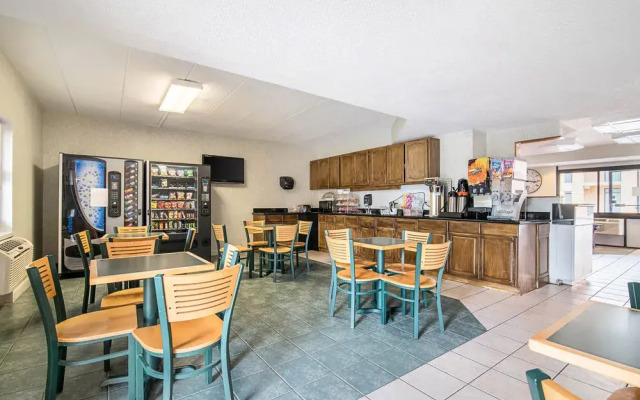 Days Inn Danvers-boston Salem