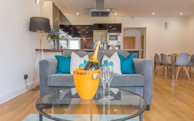 The Bullingdon Suite