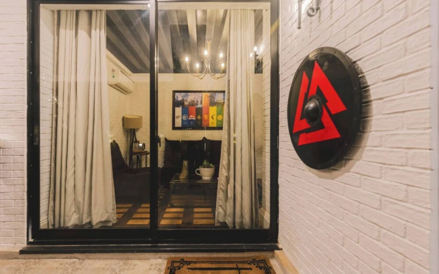 The Iron Throne A Bespoke Got' Theme Penthouse