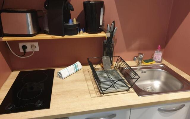 Cosy And Comfortable Studio For 2 In Avignon