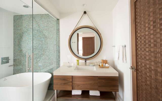 Hyatt Centric Waikiki Beach