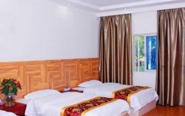 Tongcheng Business Hotel