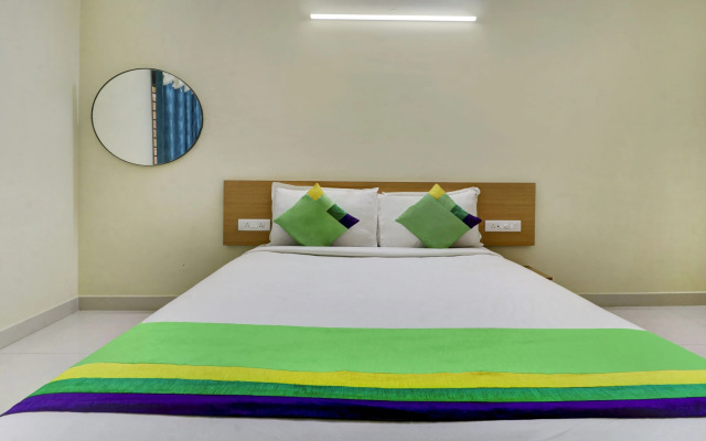 Itsy By Treebo - Golden Grand Inn