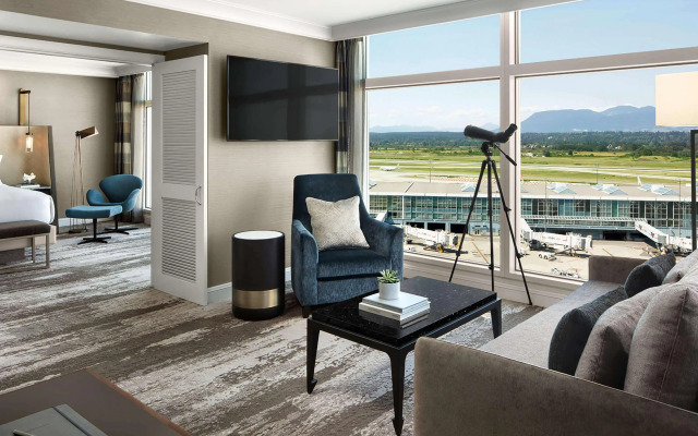 Fairmont Vancouver Airport In-Terminal Hotel