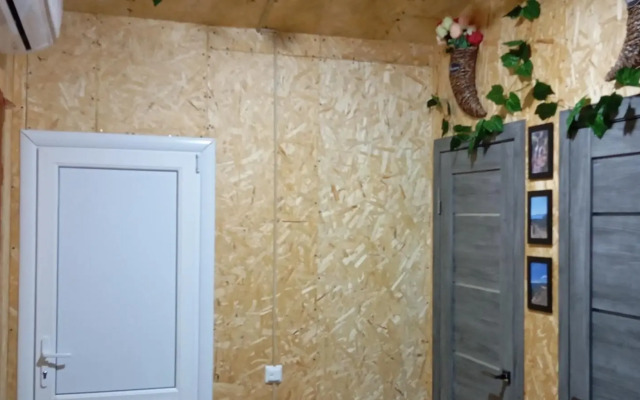 Домик у обрыва