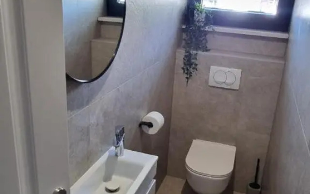 Dinary Apartman