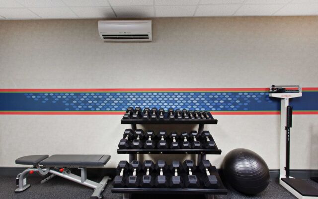 Hampton Inn & Suites Oakland Airport-Alameda