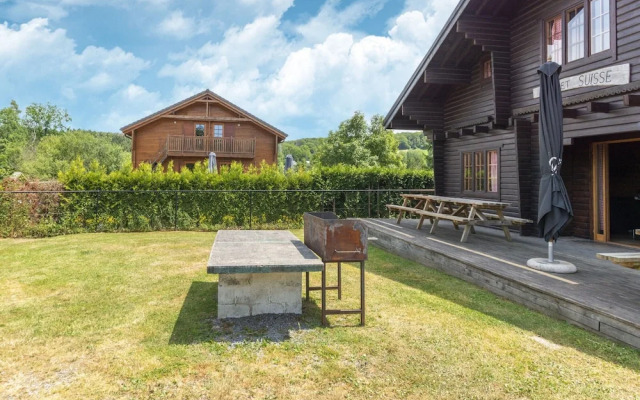 Majestic Chalet in Durbuy 200 Meters From the Golf
