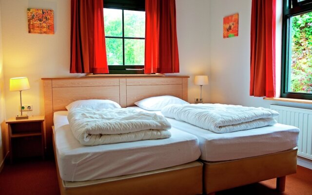 Cozy Furnished House with Garden near Nature Reserve