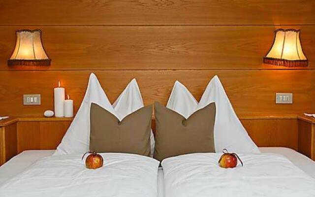 Garni Hotel Platzer