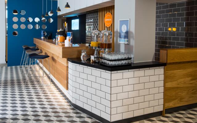 Holiday Inn Express Portsmouth - North by IHG