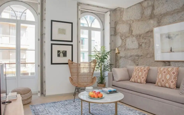 Liiiving in Porto Luxury Beachfront Apartment IV